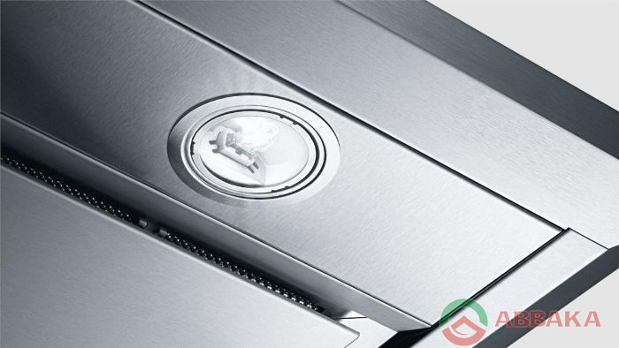 Nấu ăn tiện lợi hơn với hệ thống đèn chiếu sáng Halogen của máy hút mùi Bosch DHL755BL