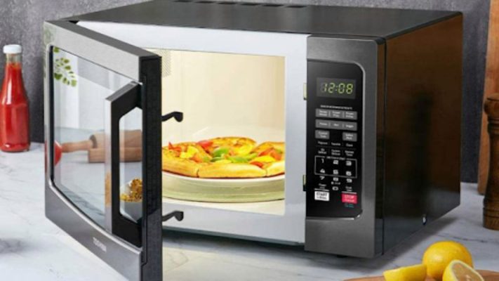 10 món đồ tuyệt đối không cho vào lò vi sóng tránh gây nguy hiểm 