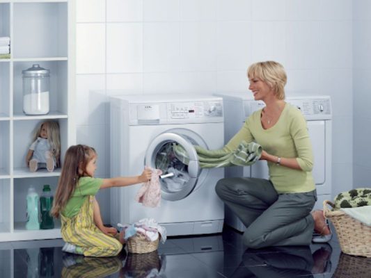 Chế độ vắt ở máy giặt lg cửa ngang tiết kiệm thời gian khi giặt giũ