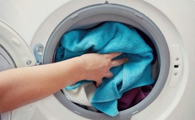 Tình trạng máy giặt vắt không khô là gì? 